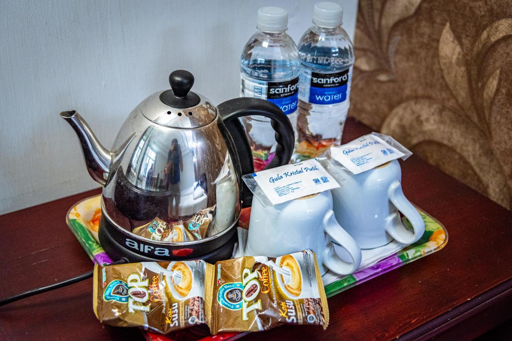 Melin Hotel Tanjungpinang Экстерьер фото